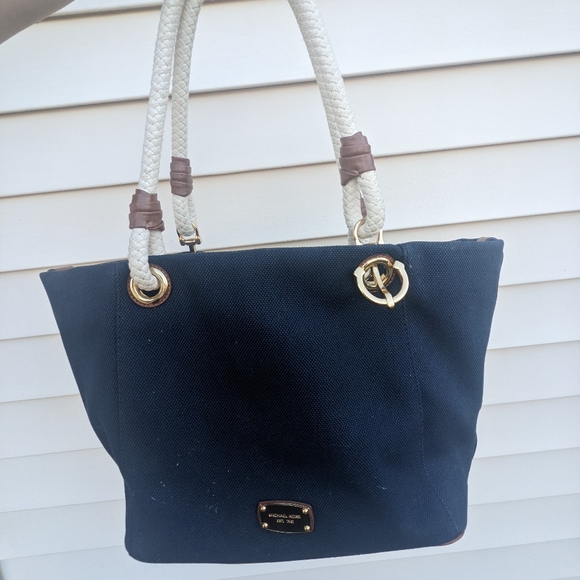 Michael Kors Anchor Purse - Picture 1 of 9